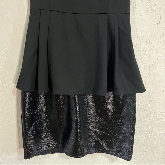 nwt Catherine Malandrino Faux Leather Peplum Dress Size 6 - Picture 4 of 9